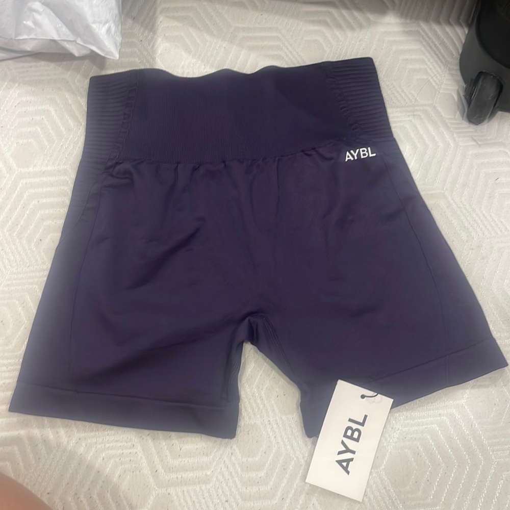 AYBL V2 seamless shorts